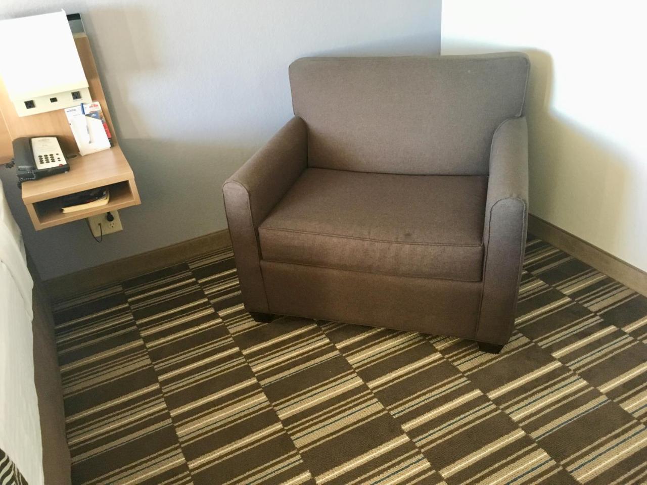 Microtel Inn & Suites By Wyndham Moorhead Fargo Area Esterno foto